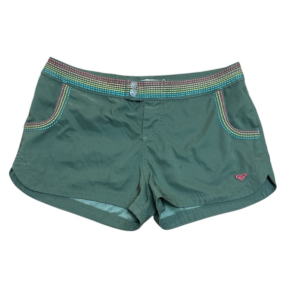 Y2K Roxy Green Rainbow Stitch Board Shorts Junior’s Size 7 - Picture 1 of 8